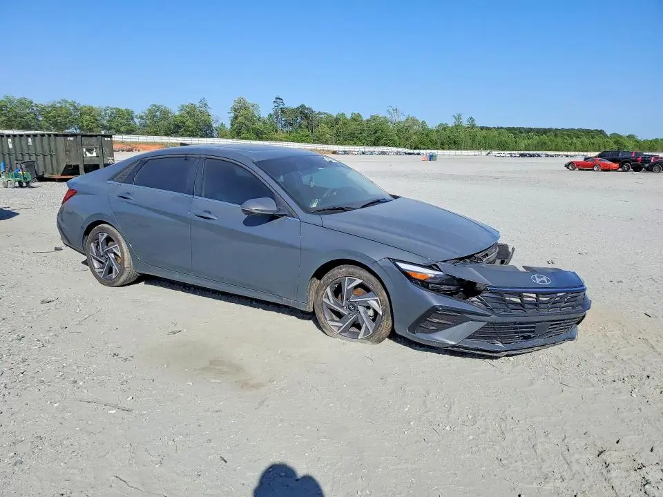 2025 HYUNDAI ELANTRA LIMITED  