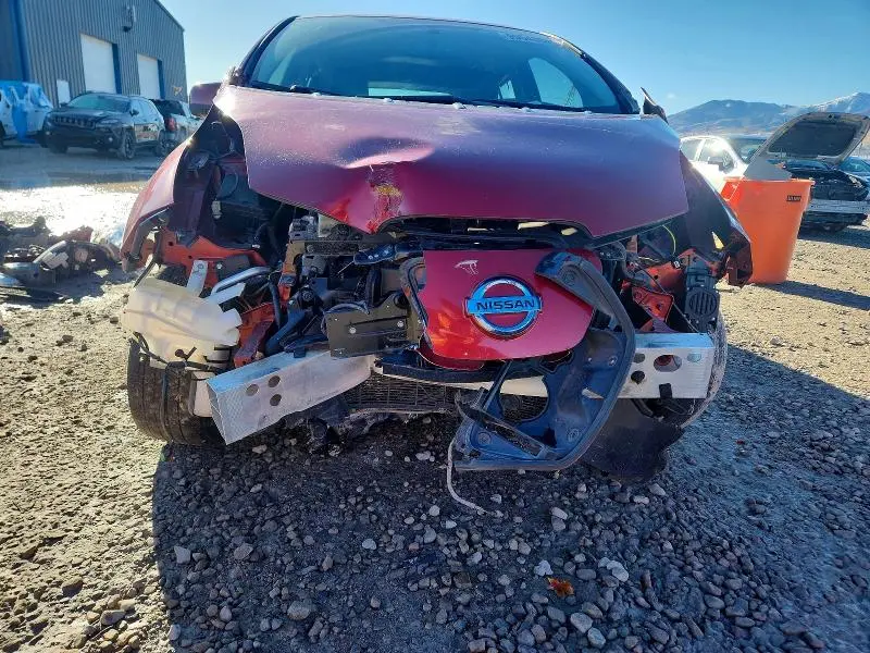 2015 NISSAN LEAF S  
