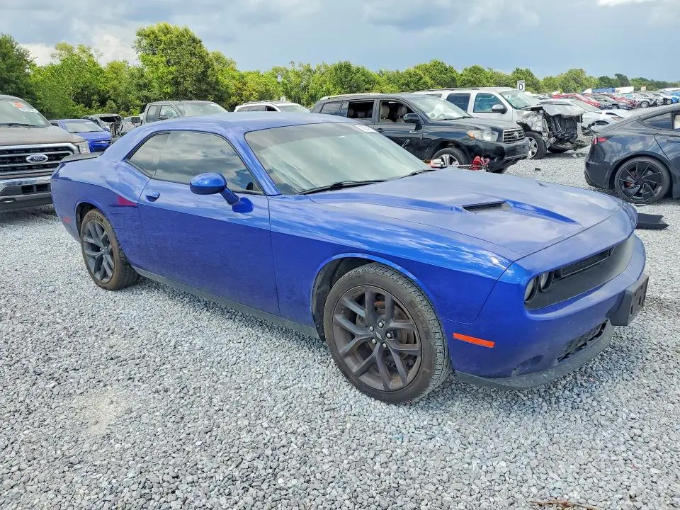 2020 DODGE CHALLENGER SXT  