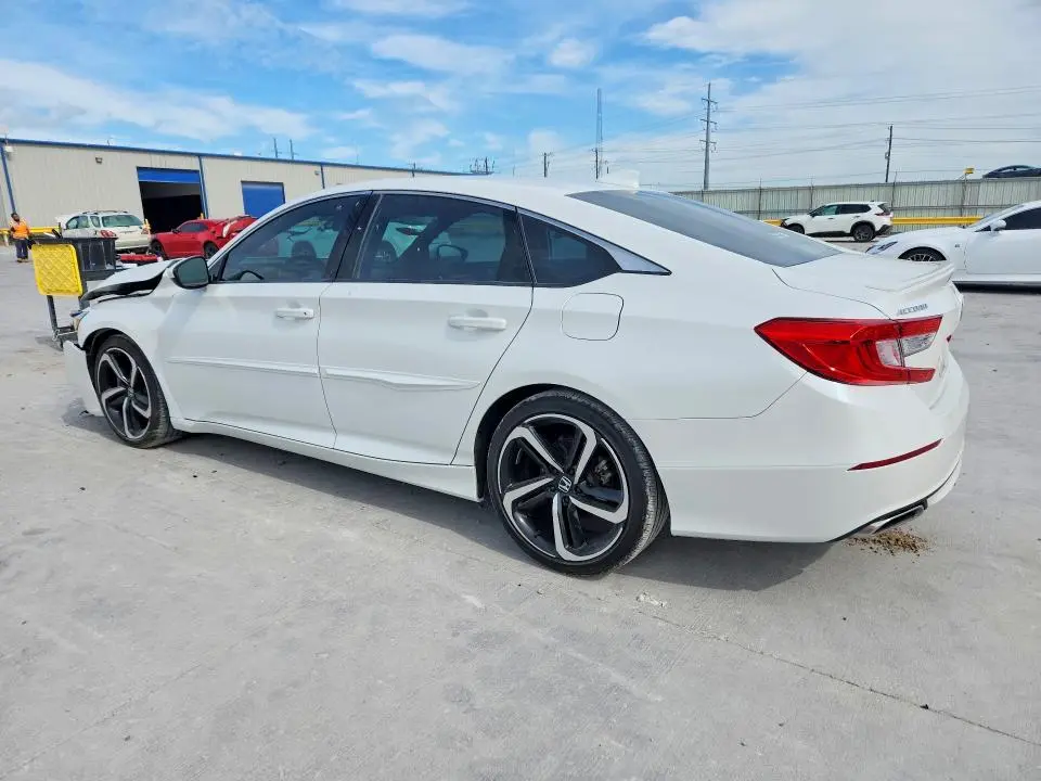 2018 HONDA ACCORD SPORT  