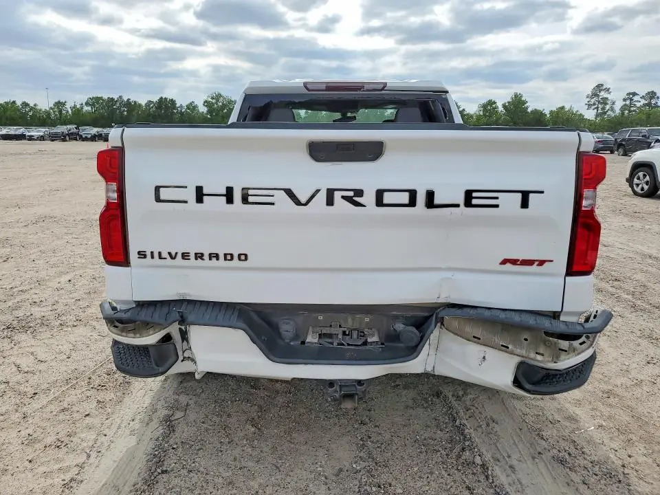 2019 CHEVROLET SILVERADO C1500 RST  