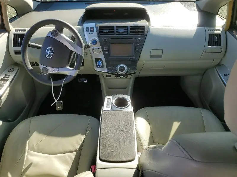2013 TOYOTA PRIUS V TWO  