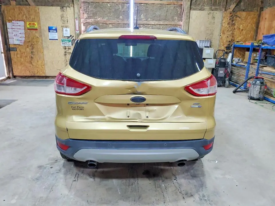 2015 FORD ESCAPE SE  