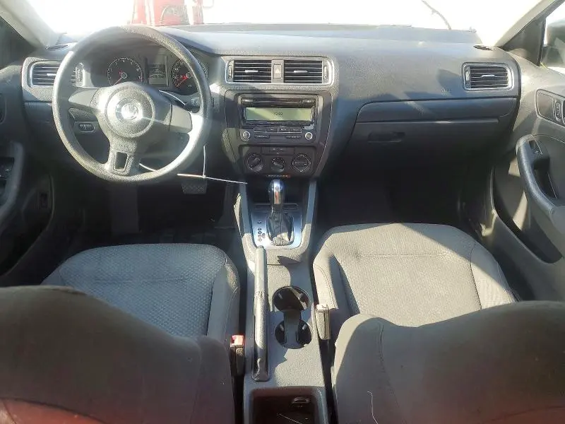 2011 VOLKSWAGEN JETTA BASE  