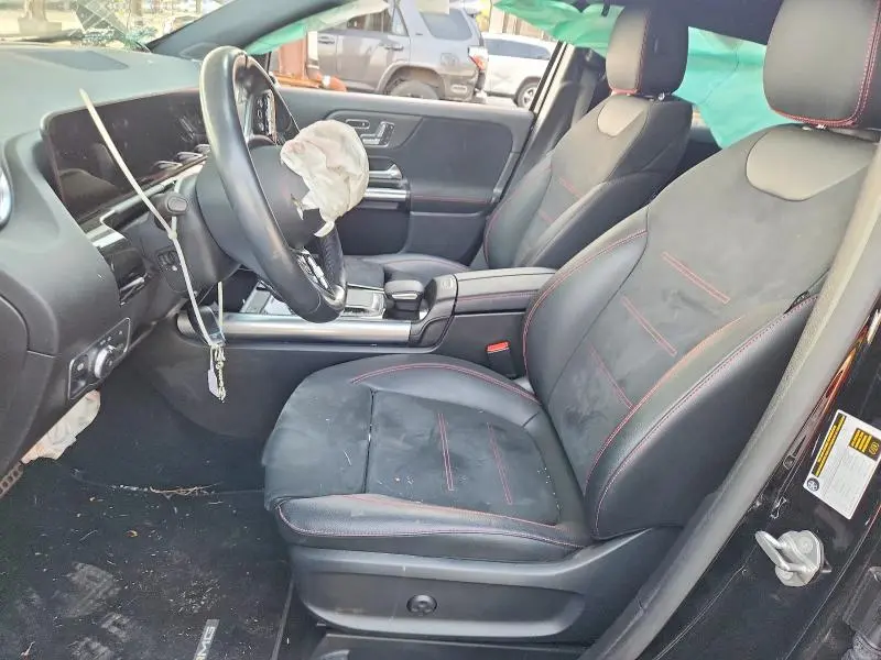 2023 MERCEDES-BENZ GLA 250 4MATIC  