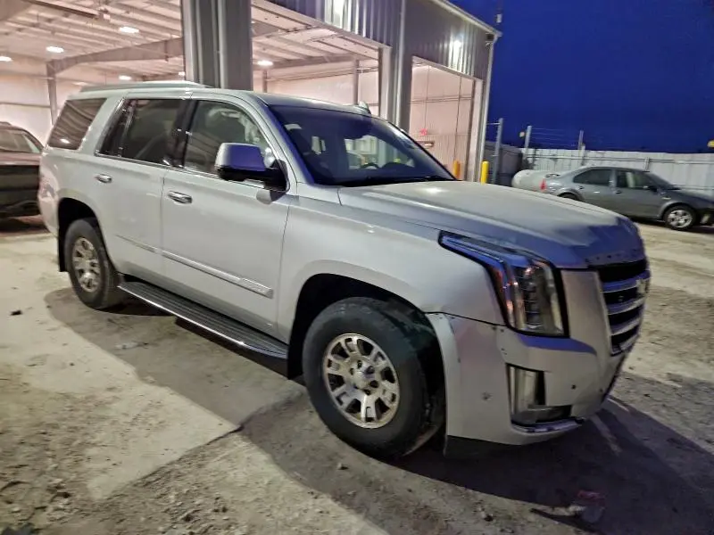2019 CADILLAC ESCALADE LUXURY  