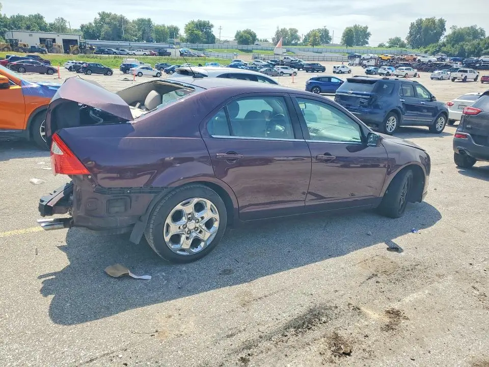 2011 FORD FUSION SE  