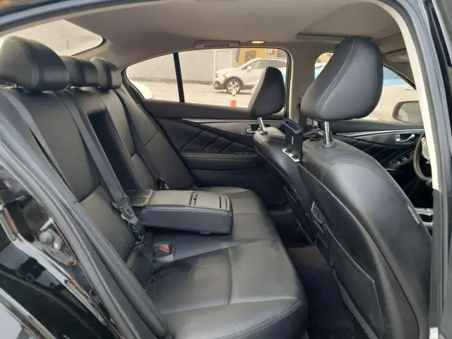 2015 INFINITI Q50 BASE