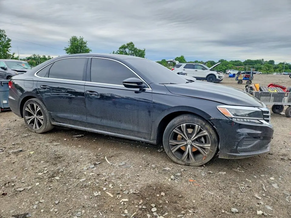 2021 VOLKSWAGEN PASSAT SE  