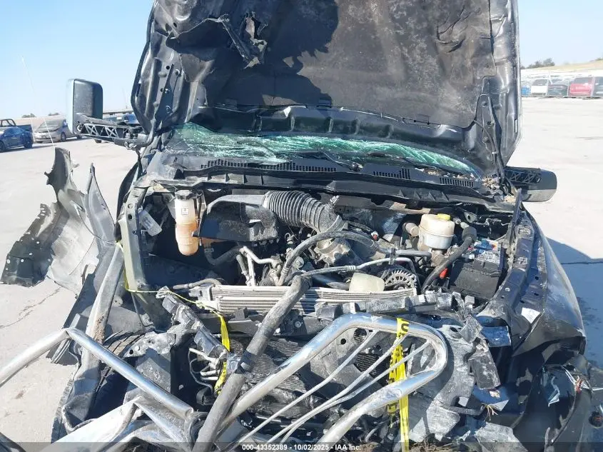 2017 RAM 2500 TRADESMAN  4X4 6'4 BOX