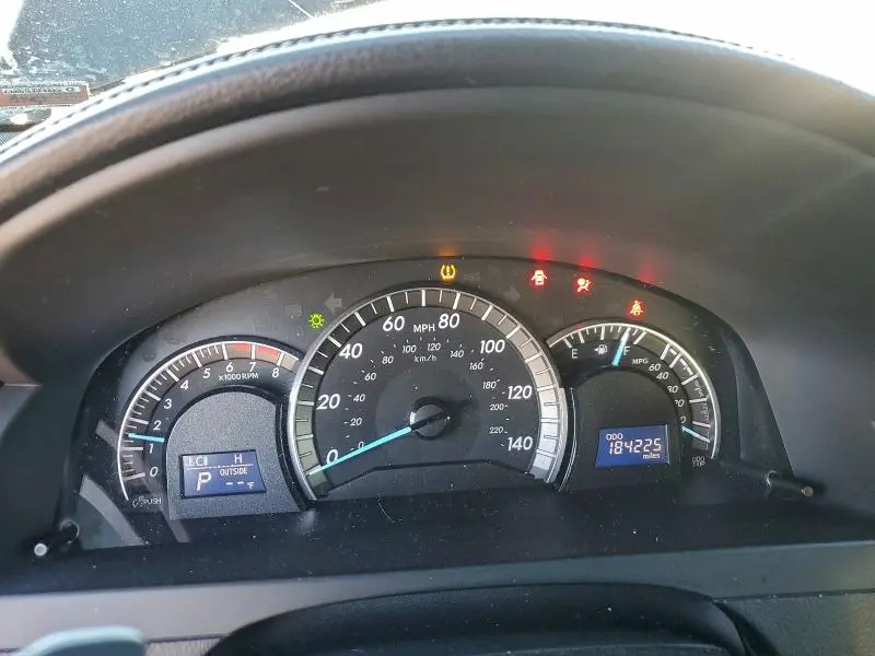 2012 TOYOTA CAMRY BASE  