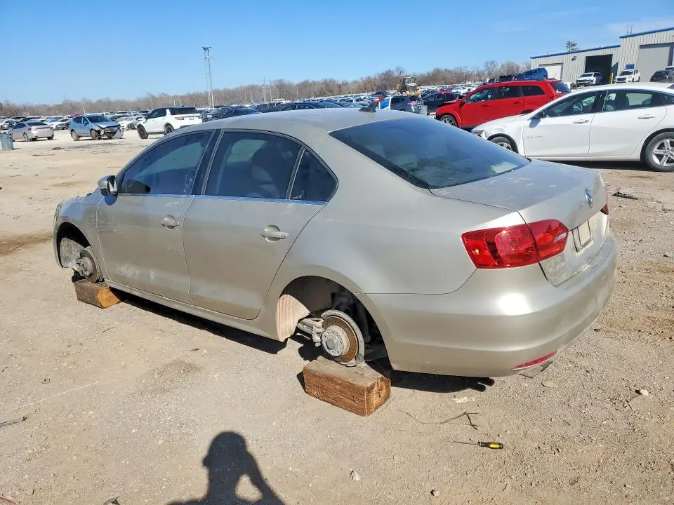 2014 VOLKSWAGEN JETTA SE  