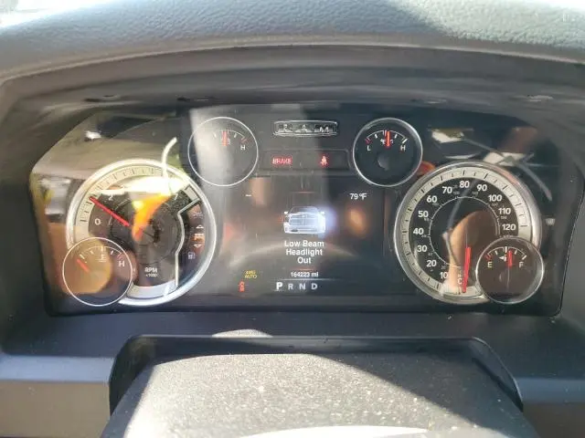 2016 RAM 1500 SLT