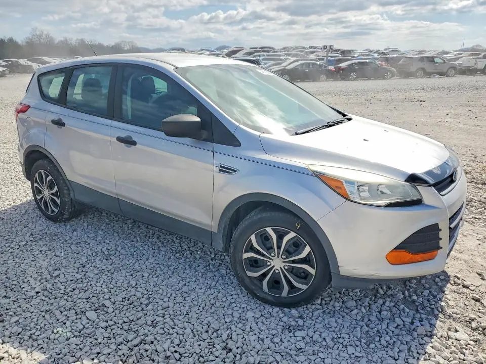 2016 FORD ESCAPE S  