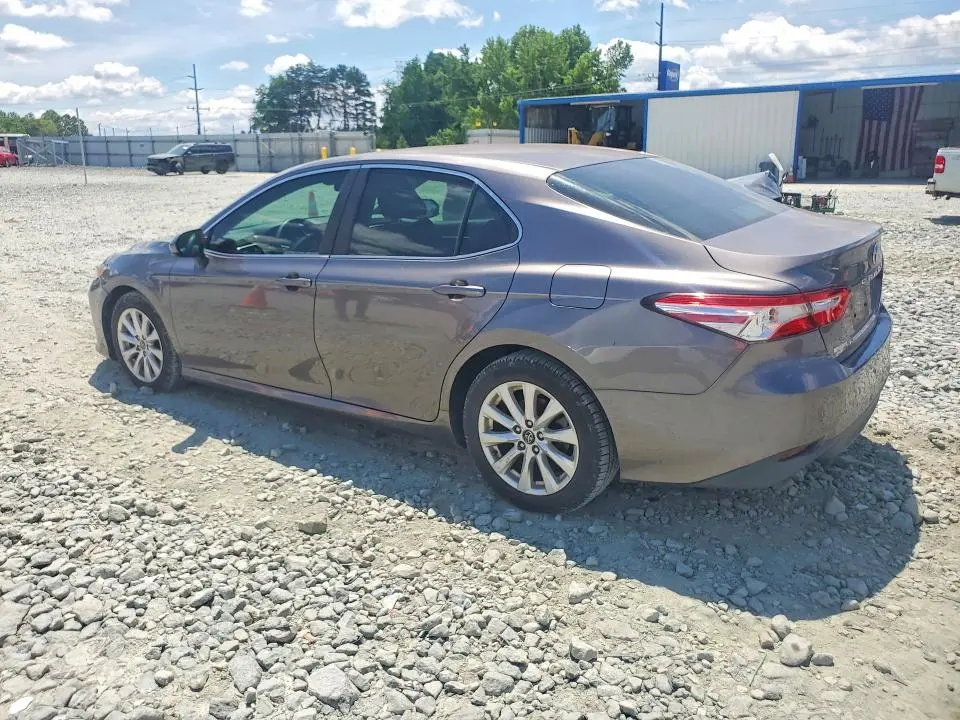 2018 TOYOTA CAMRY LE  