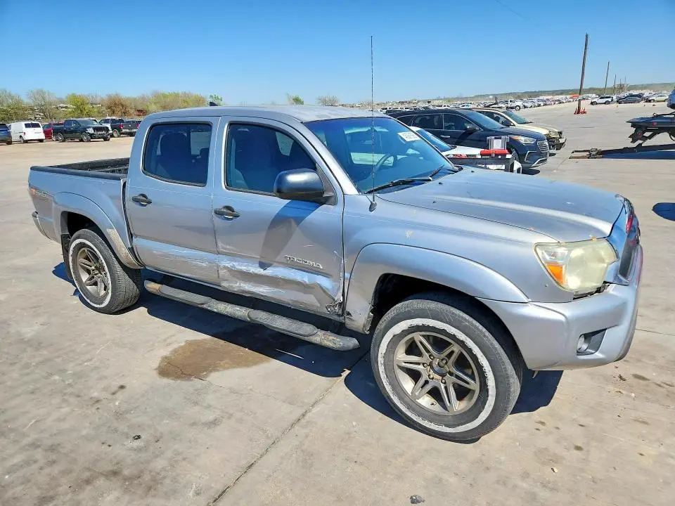 2014 TOYOTA TACOMA PRERUNNER V6  