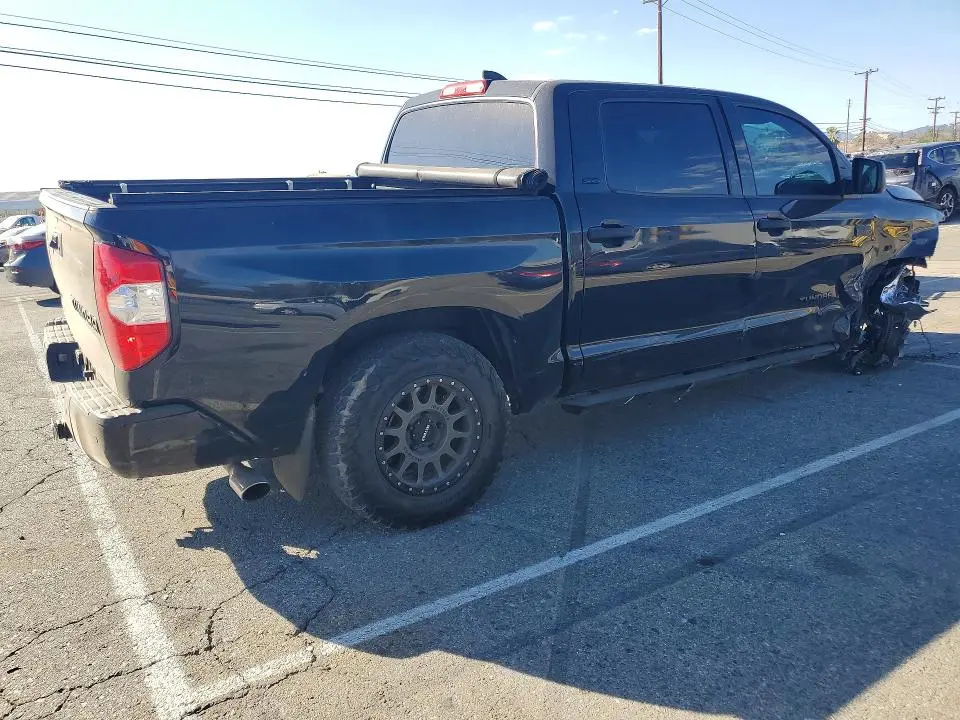 2021 TOYOTA TUNDRA CREWMAX SR5  