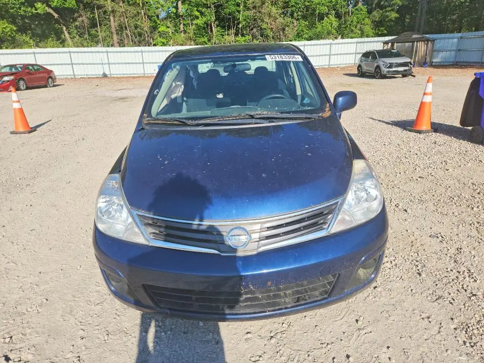 2011 NISSAN VERSA 1.8 S  