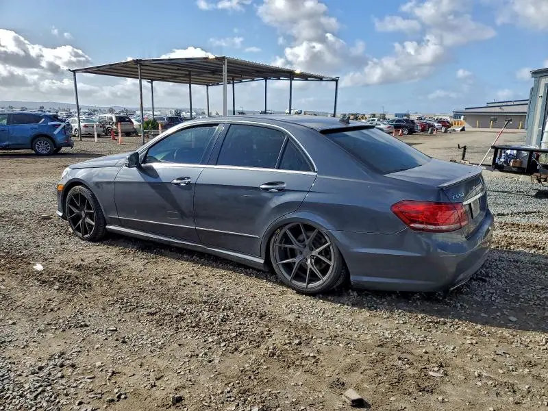 2010 MERCEDES-BENZ E 550  