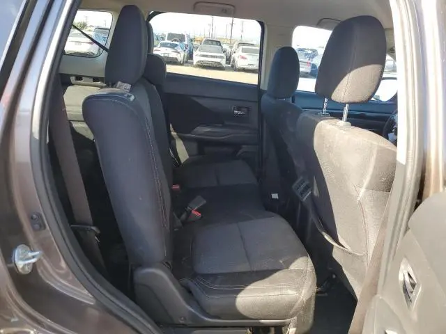 2019 MITSUBISHI OUTLANDER ES