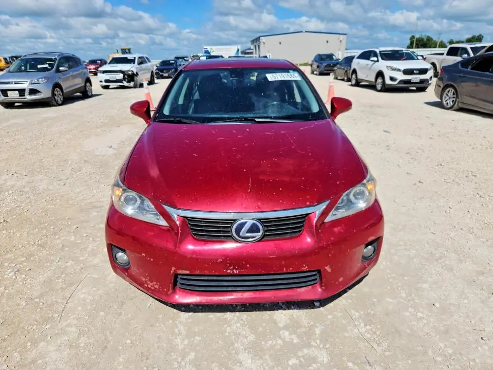 2013 LEXUS CT 200  