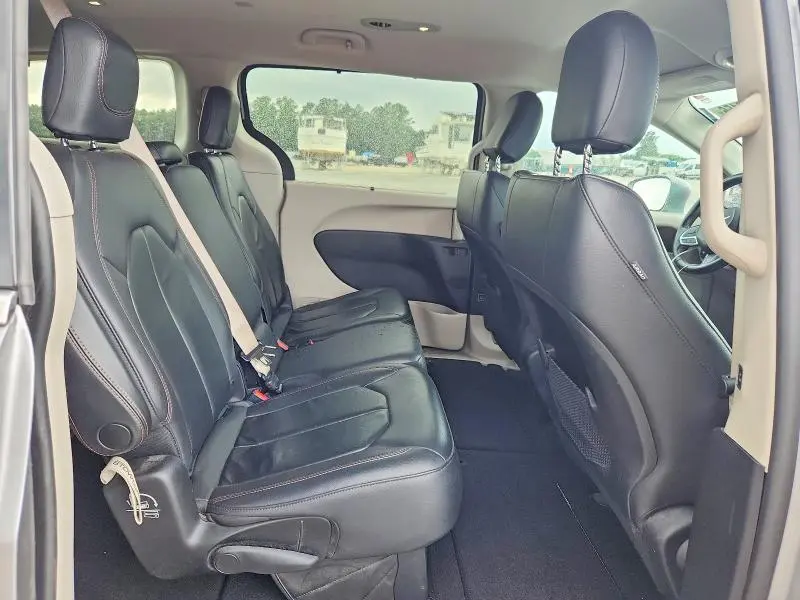 2017 CHRYSLER PACIFICA TOURING L  
