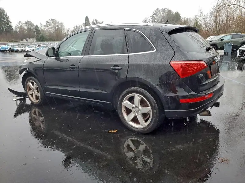 2011 AUDI Q5 PREMIUM  