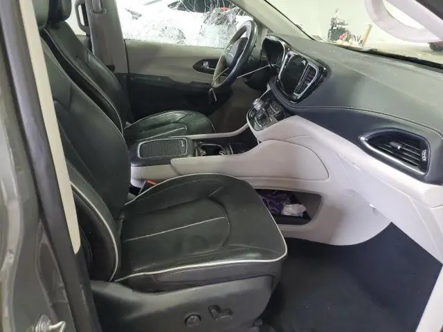 2021 CHRYSLER PACIFICA LIMITED  