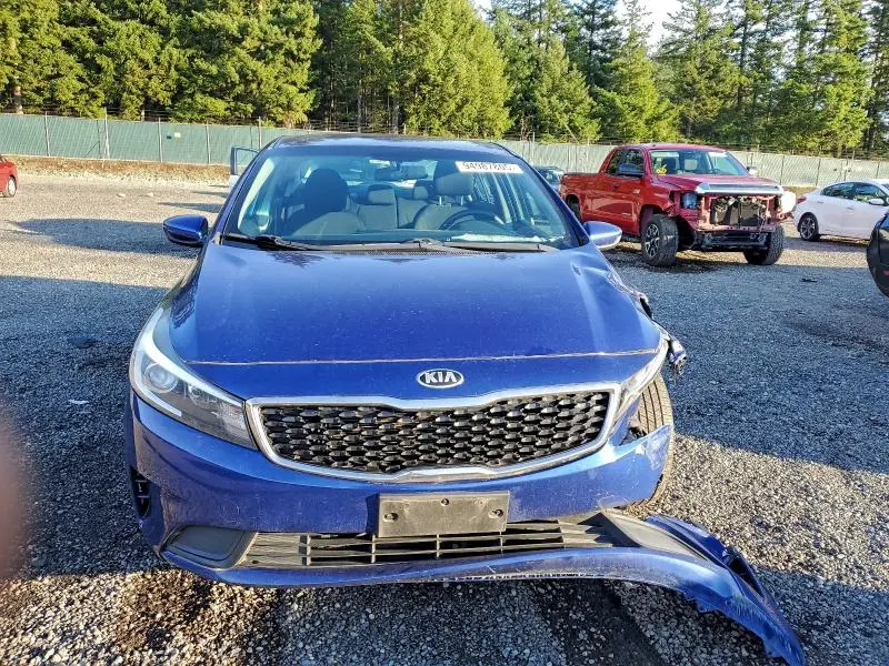 2017 KIA FORTE LX  