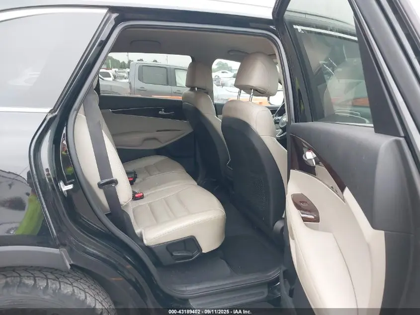 2017 KIA SORENTO 2.4L LX