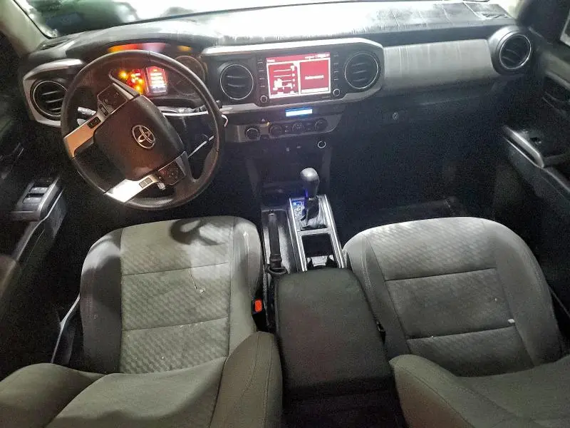 2022 TOYOTA TACOMA SR5 V6  