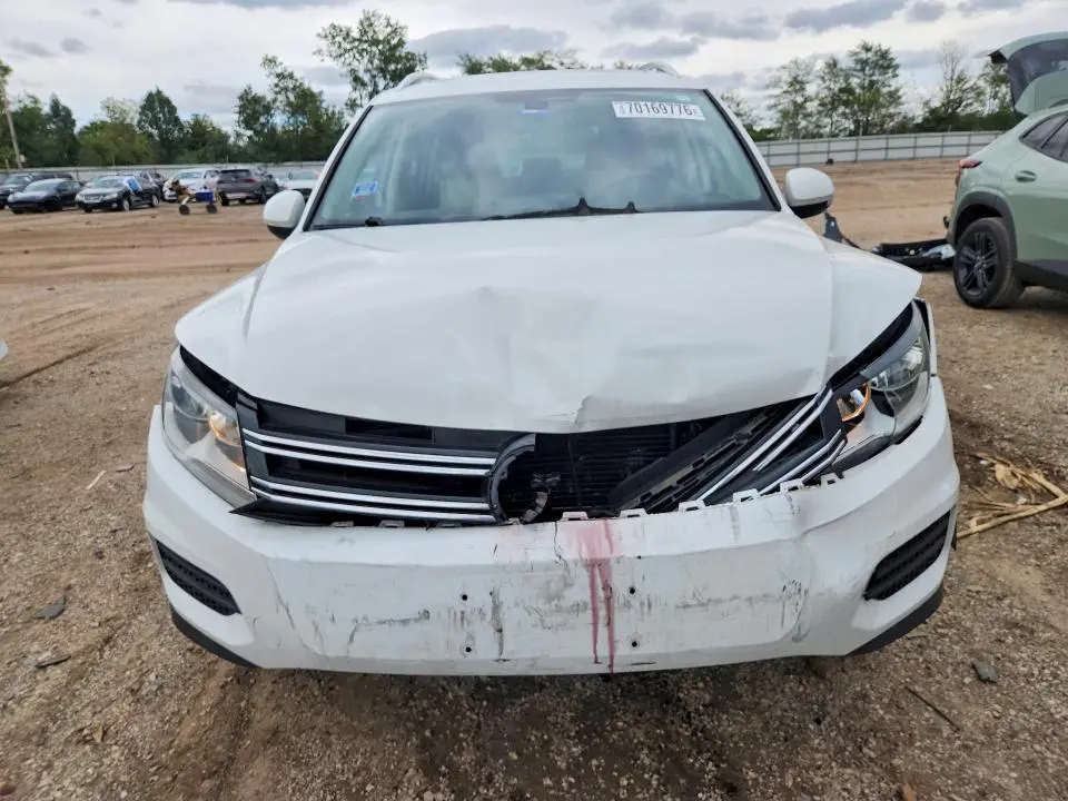 2017 VOLKSWAGEN TIGUAN WOLFSBURG  
