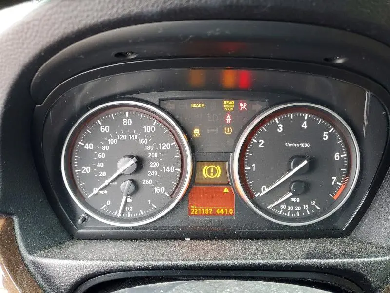 2011 BMW 328 XI  