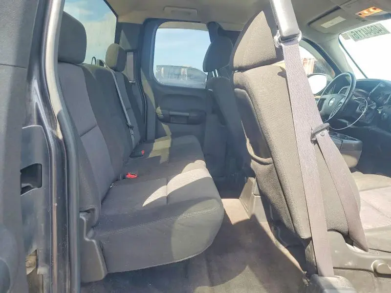 2011 CHEVROLET SILVERADO K1500 LT  