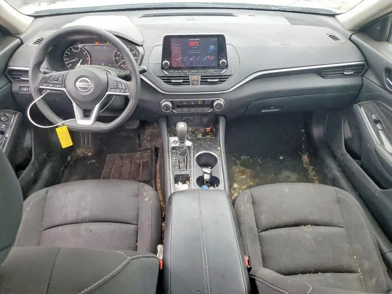 2021 NISSAN ALTIMA SV  