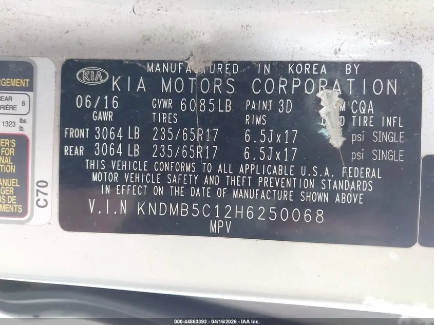 2017 KIA SEDONA LX