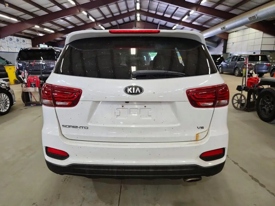 2019 KIA SORENTO LX V6  