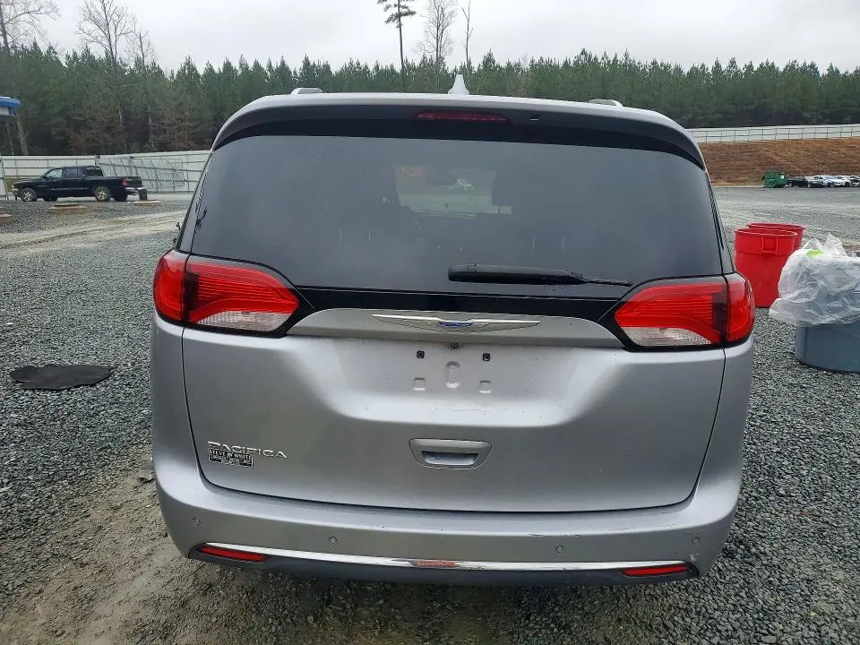 2018 CHRYSLER PACIFICA TOURING L  