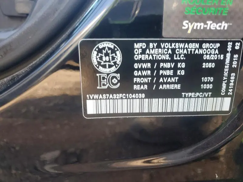 2015 VOLKSWAGEN PASSAT S  