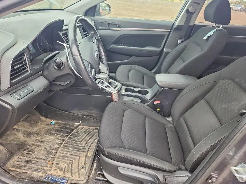 2020 HYUNDAI ELANTRA SEL  