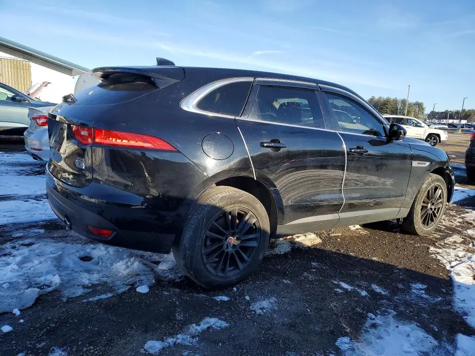 2017 JAGUAR F-PACE PRESTIGE  
