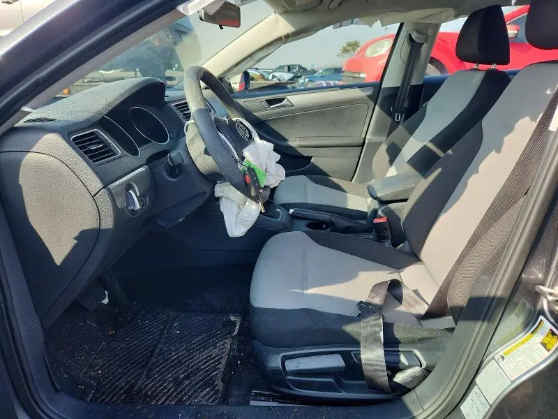 2017 VOLKSWAGEN JETTA   