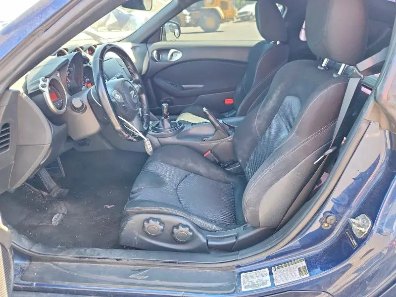 2013 NISSAN 370Z BASE  