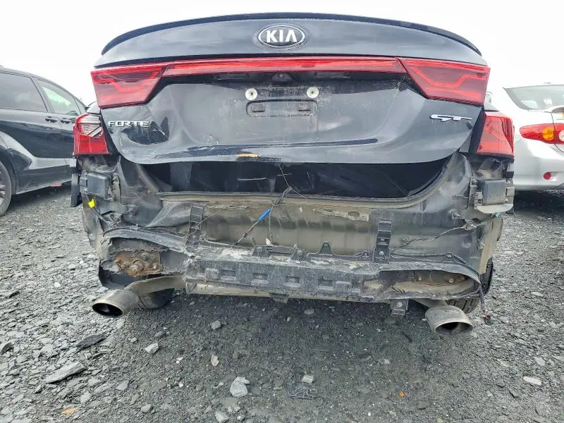 2021 KIA FORTE GT  