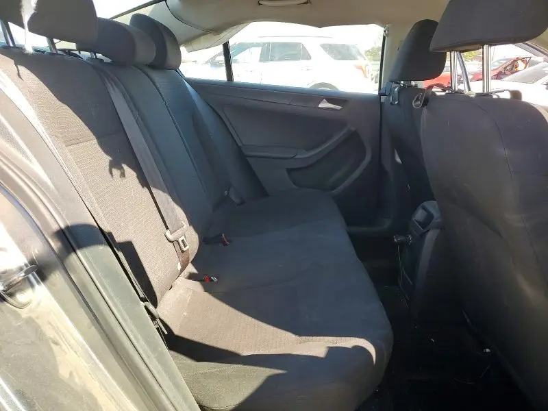 2015 VOLKSWAGEN JETTA BASE  