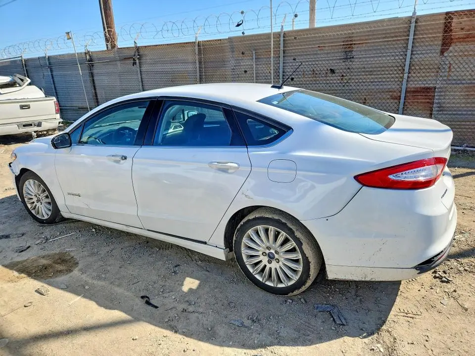 2015 FORD FUSION SE HYBRID  