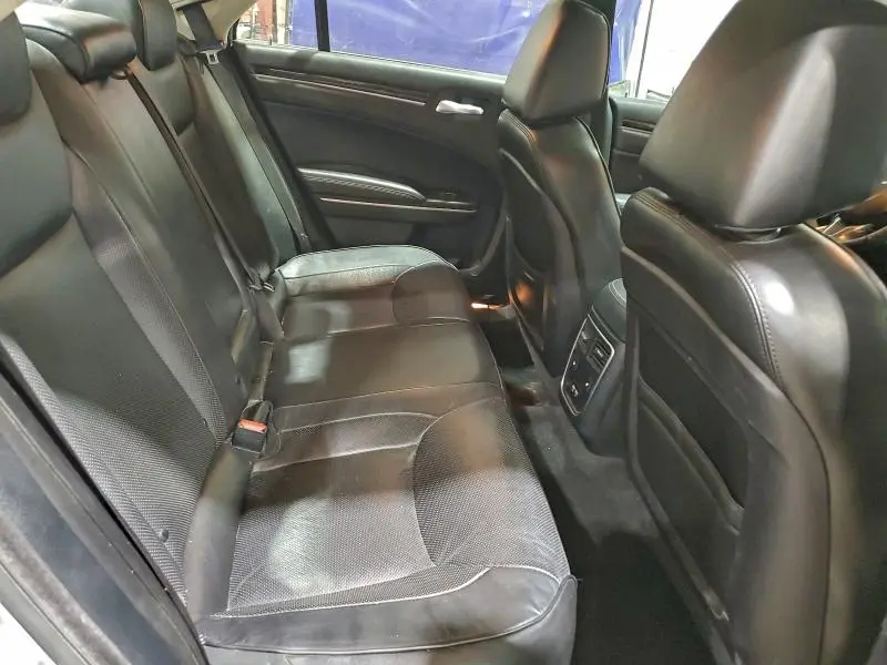 2020 CHRYSLER 300 LIMITED  