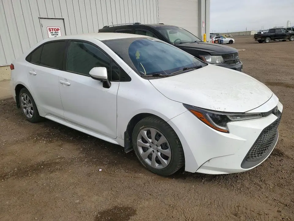 2021 TOYOTA COROLLA LE  