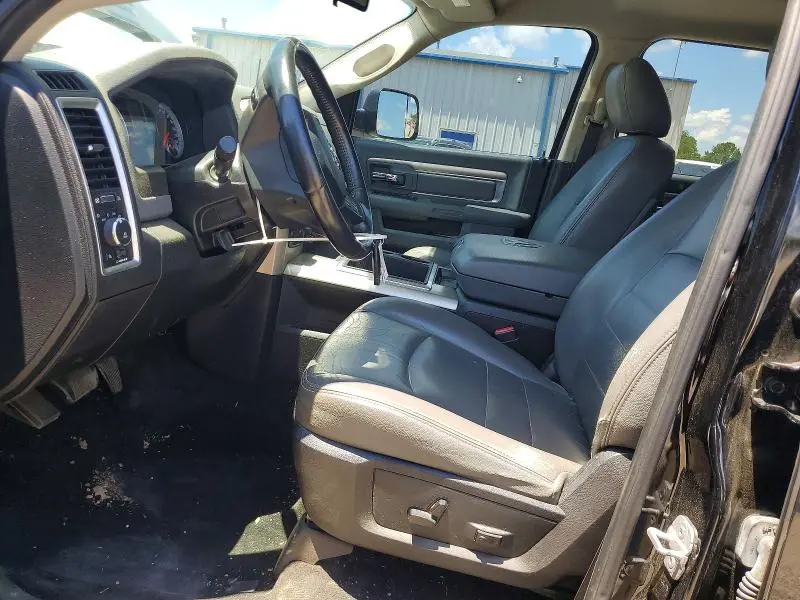 2014 RAM 1500 SLT  