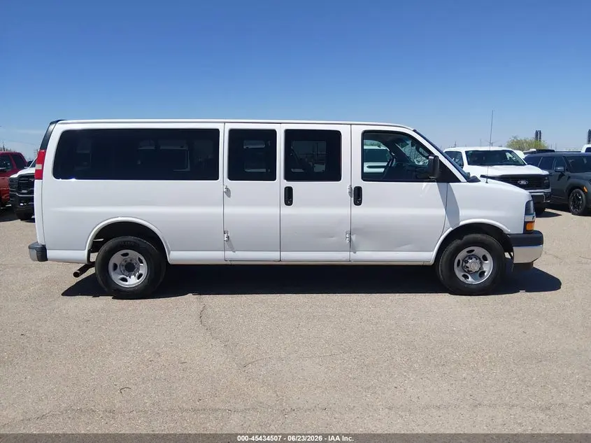 2017 CHEVROLET EXPRESS 3500 LT